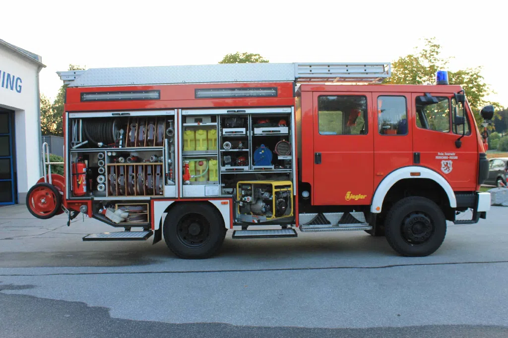 Fahrzeuge - Freiwillige Feuerwehr Patriching e. V.